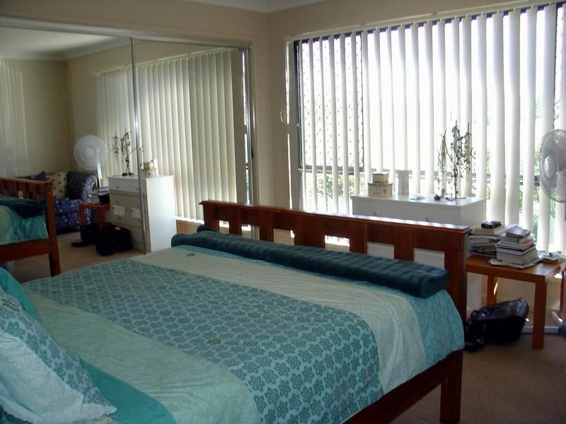 Pacific Pines QLD 4211