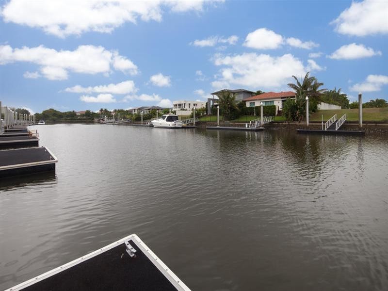 7406 Ellensbrook Drive, Hope Island QLD 4212