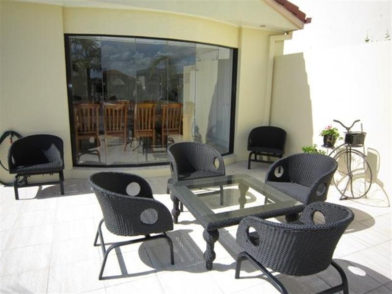 2105 Carlton Close, Hope Island QLD 4212