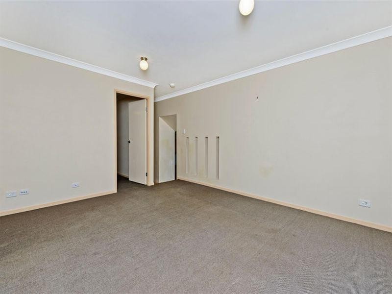 34 Bluetail Crescent, Upper Coomera QLD 4209