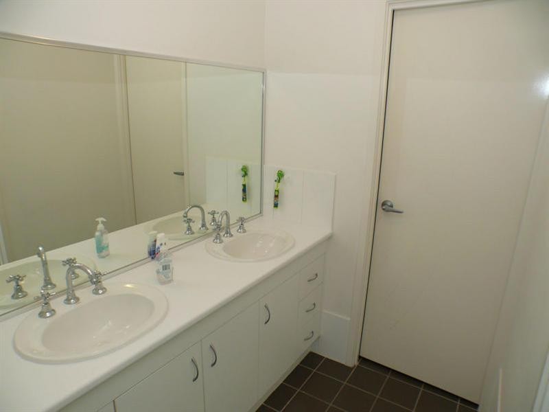 47 Mossman Parade, Waterford QLD 4133