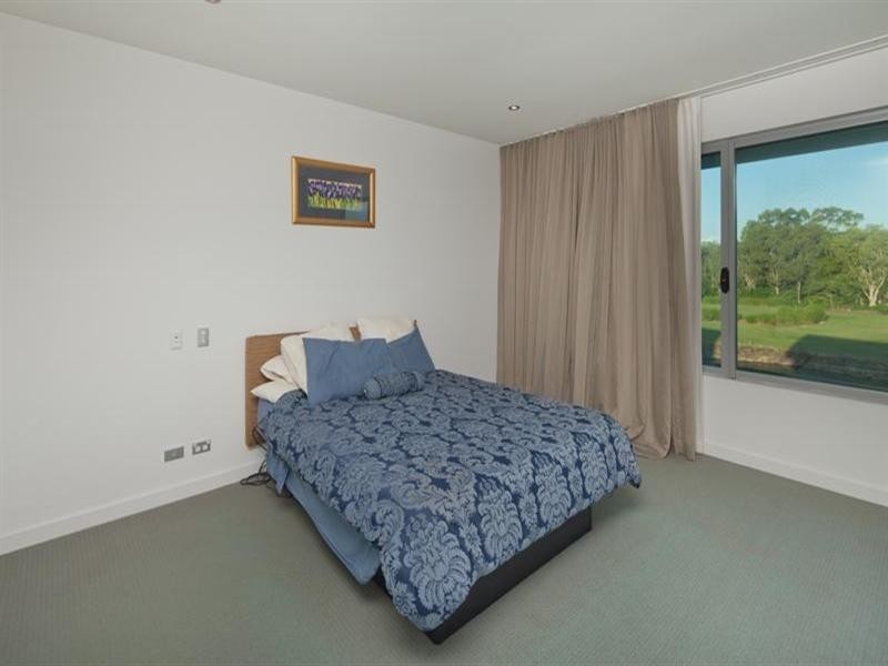 7512 Springfield Drive, Hope Island QLD 4212