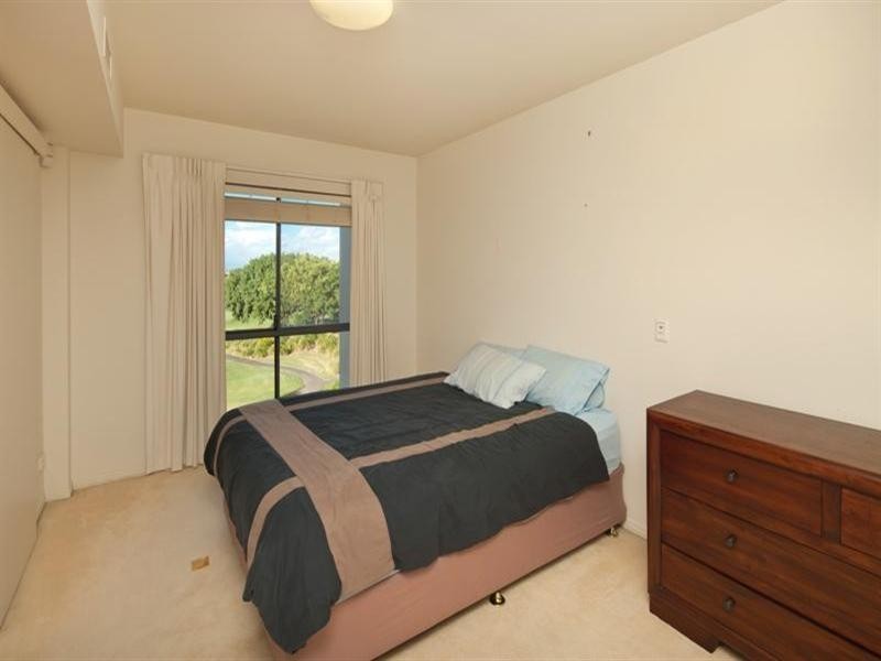 8418 Magnolia Drive East, Hope Island QLD 4212