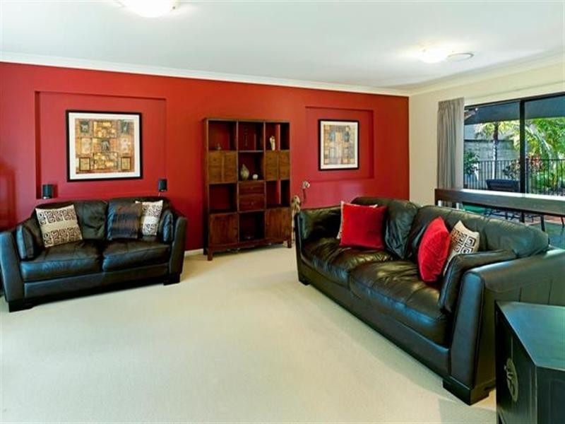 21 Dallow Crescent, Monterey Keys, Helensvale QLD 4212