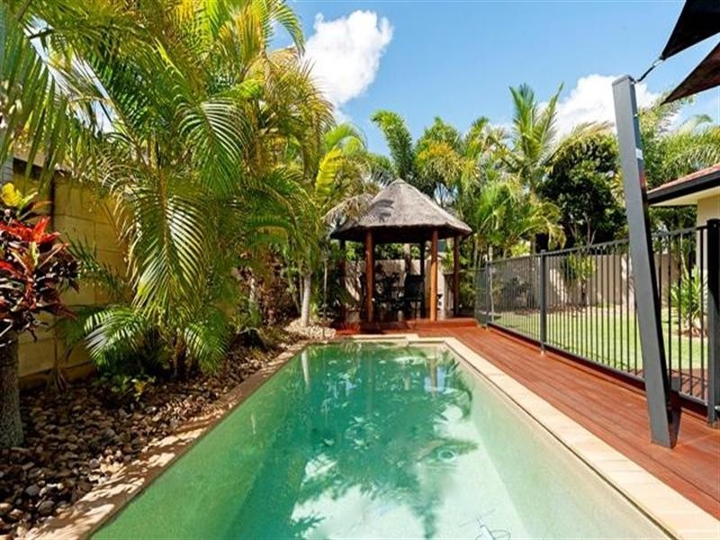 21 Dallow Crescent, Monterey Keys, Helensvale QLD 4212