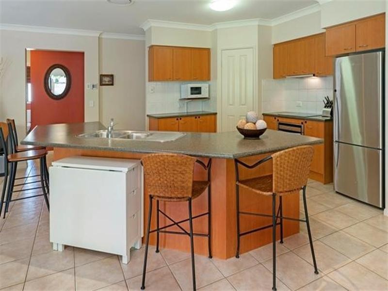 21 Dallow Crescent, Monterey Keys, Helensvale QLD 4212