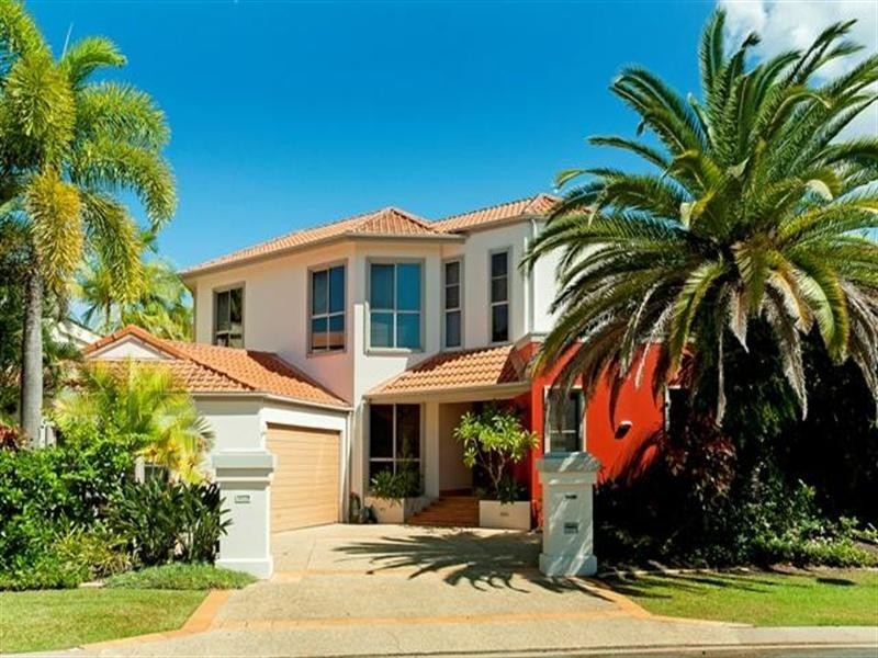 1666 Riverdale Drive, Hope Island QLD 4212