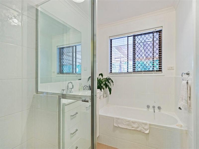 2a Amelia Street, Upper Coomera QLD 4209