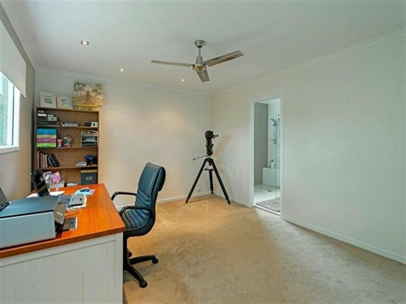 23 Mungala Street, Hope Island QLD 4212