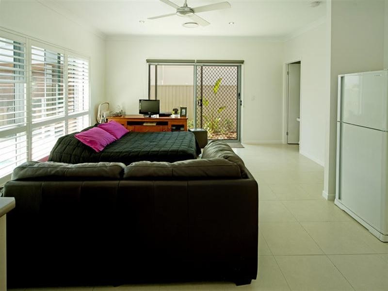 14 Rhodium Crescent, Hope Island QLD 4212