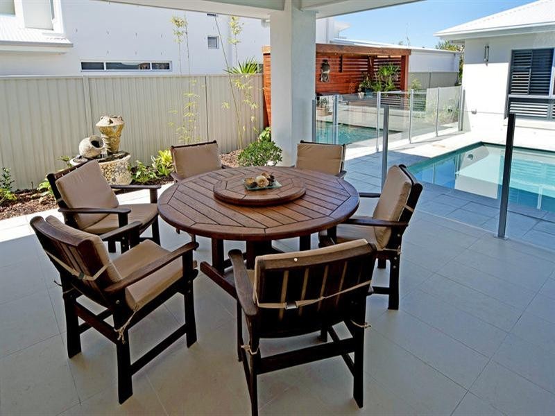 14 Rhodium Crescent, Hope Island QLD 4212