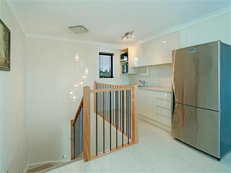 2136 Beaufort Way, Hope Island QLD 4212