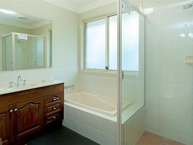 43 Babirra Street, Hope Island QLD 4212