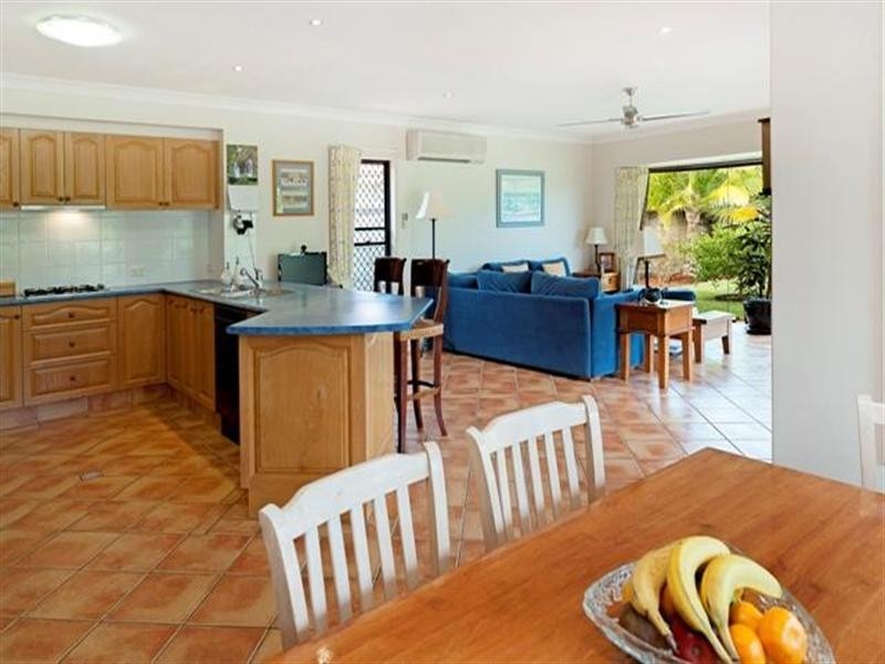 5 Tammy Court, Helensvale QLD 4212