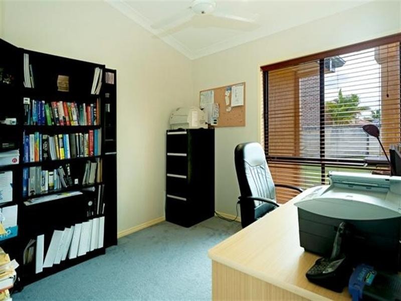 5 Tammy Court, Helensvale QLD 4212