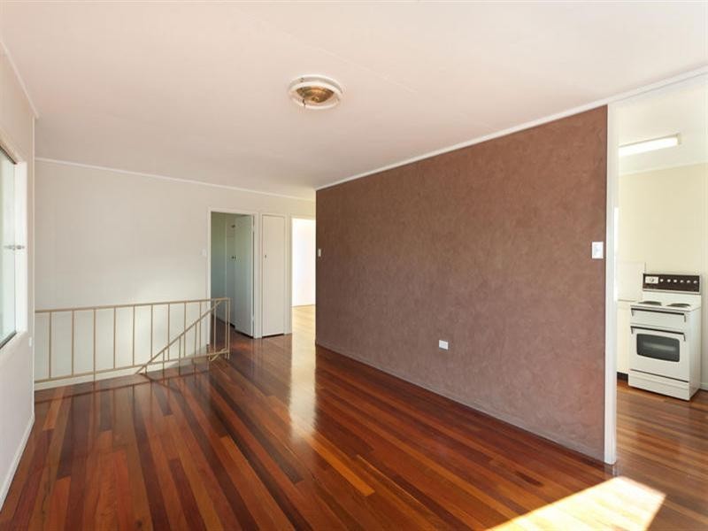 26 Warana Avenue, Steiglitz QLD 4207