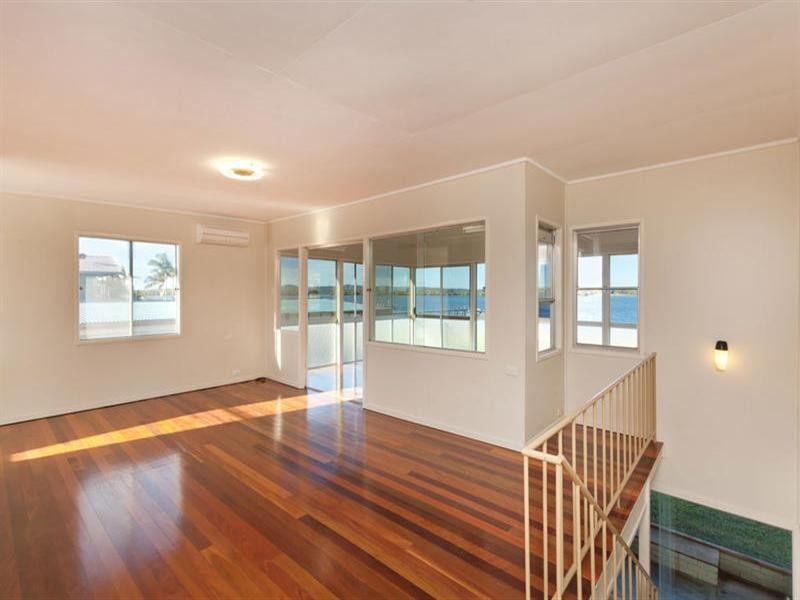 26 Warana Avenue, Steiglitz QLD 4207