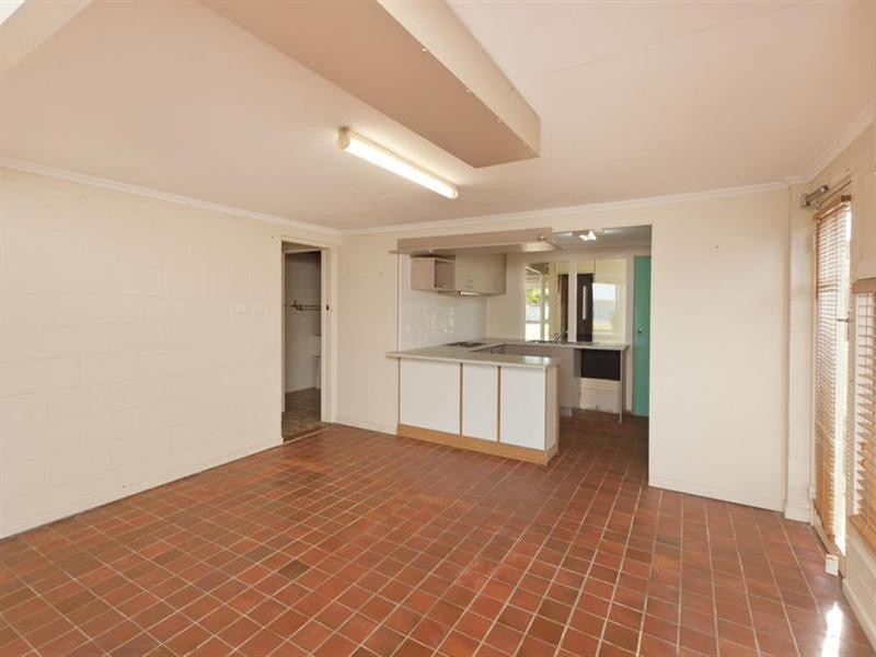 26 Warana Avenue, Steiglitz QLD 4207