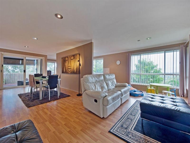 8 Greenridge Street, Oxenford QLD 4210