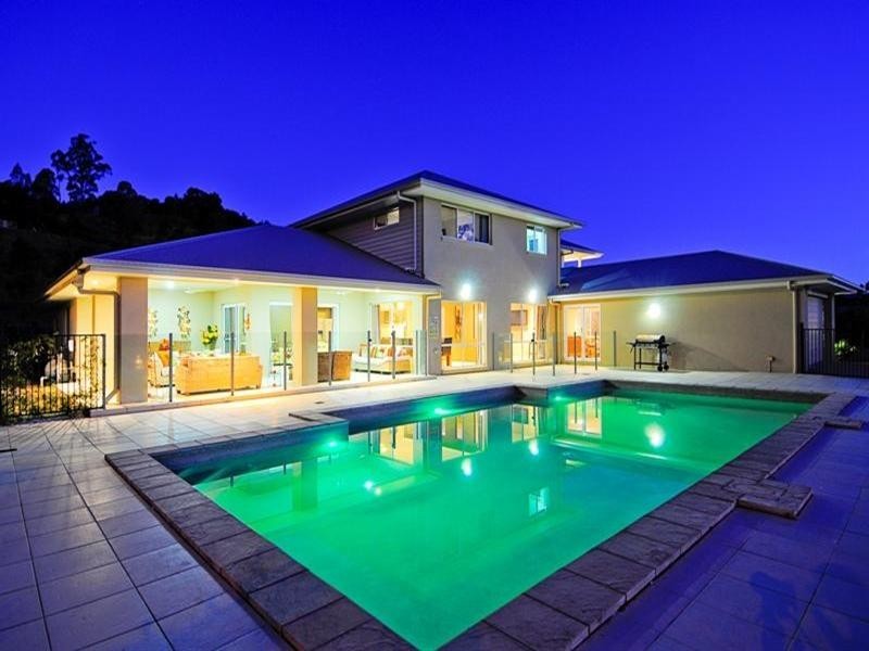 13 Meadow Court, Maudsland QLD 4210