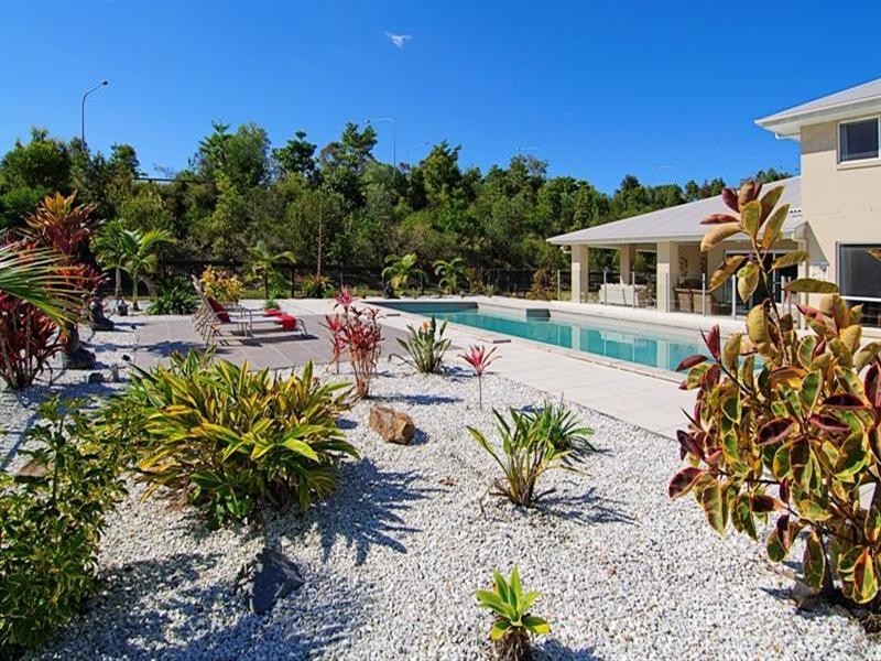 13 Meadow Court, Maudsland QLD 4210