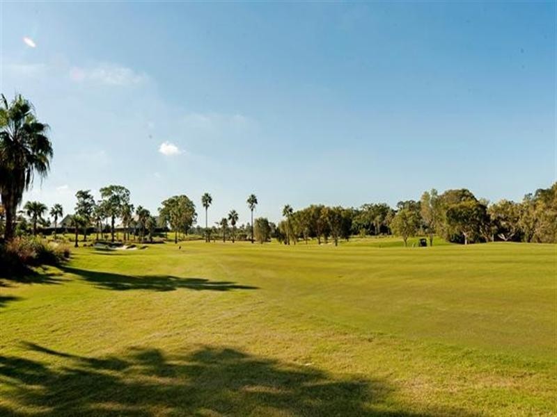 5201 Marine Drive West, Sanctuary Cove QLD 4212