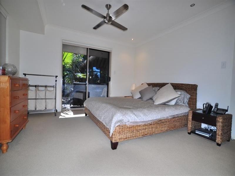 42 Arlene Park Terrace, Helensvale QLD 4212