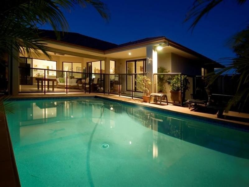 2550 Belmont Court West, Hope Island QLD 4212