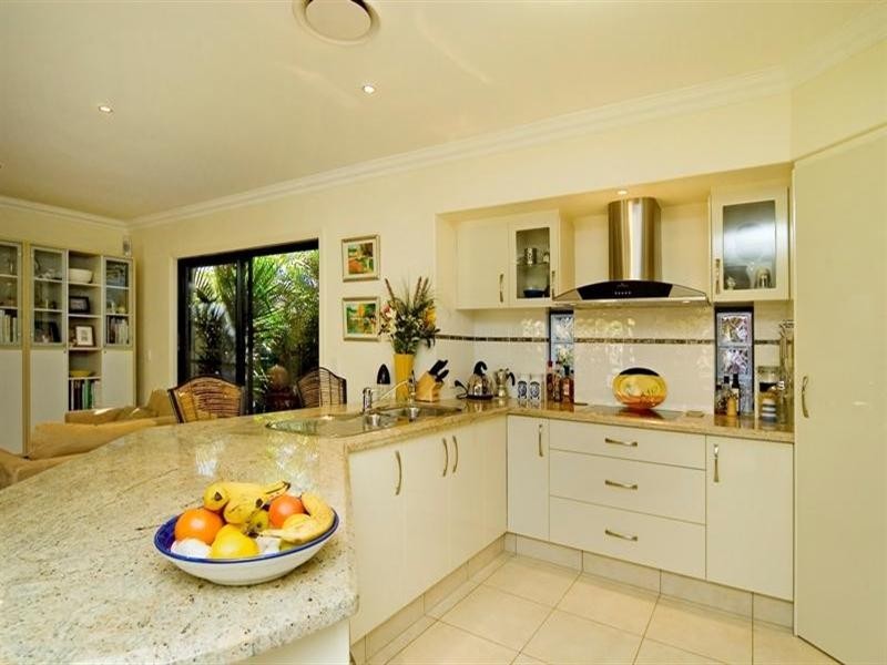 2550 Belmont Court West, Hope Island QLD 4212