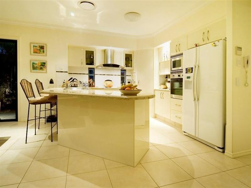 2550 Belmont Court West, Hope Island QLD 4212