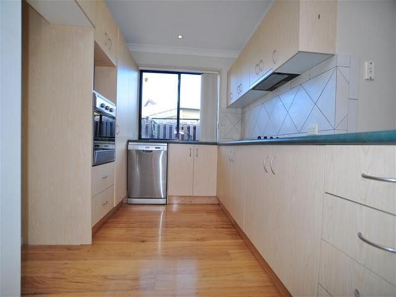 25 Meadowbank Drive, Upper Coomera QLD 4209