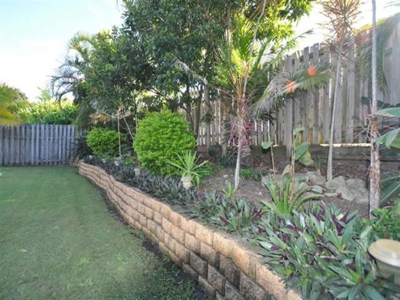25 Meadowbank Drive, Upper Coomera QLD 4209