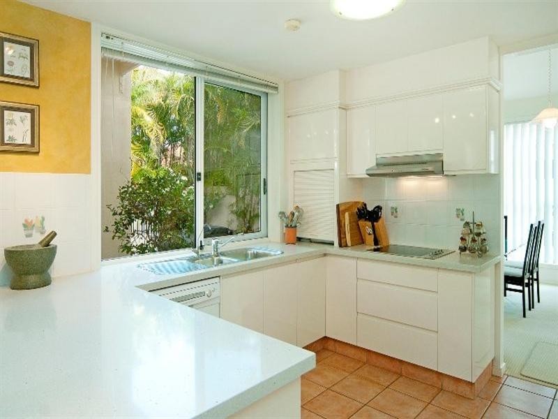 12 Tranquility Circuit, Helensvale QLD 4212