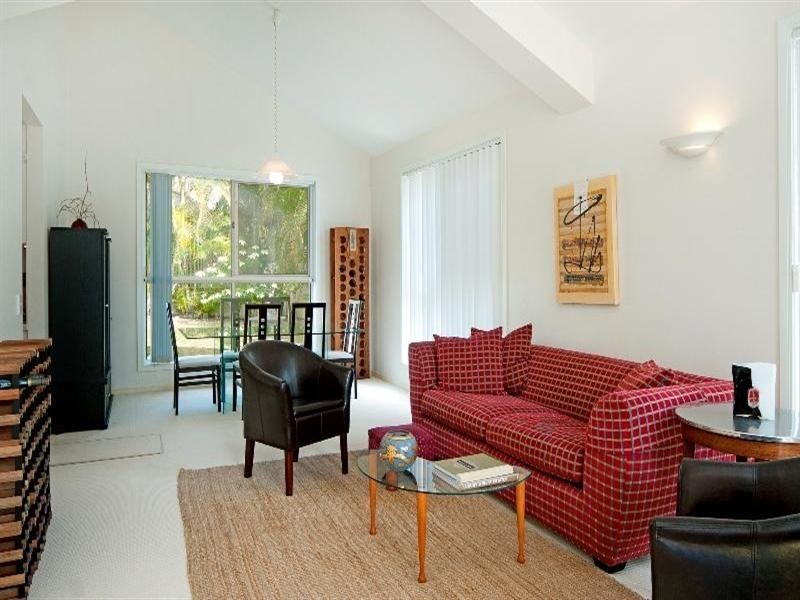 12 Tranquility Circuit, Helensvale QLD 4212