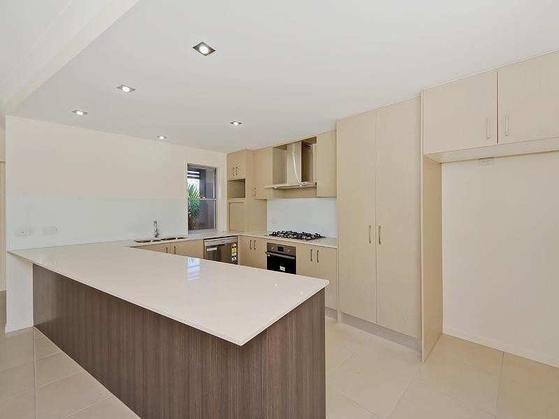 4 Limmen Street, Pimpama QLD 4209