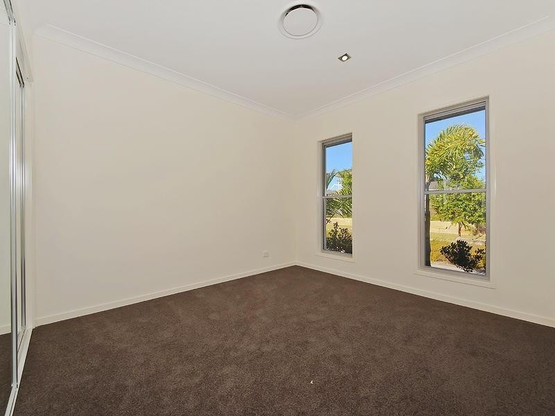 4 Limmen Street, Pimpama QLD 4209