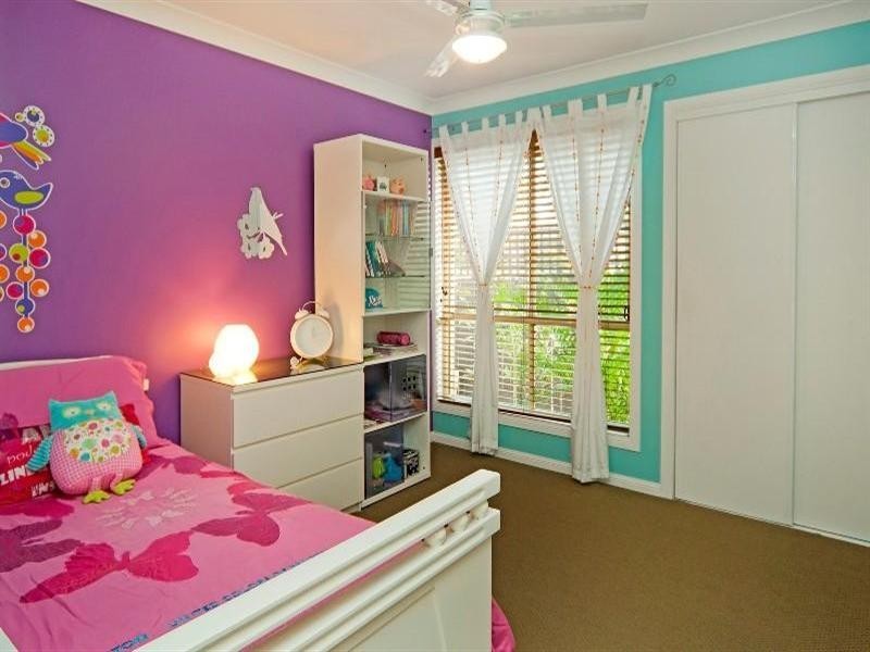 99 Monterey Keys Drive, Helensvale QLD 4212