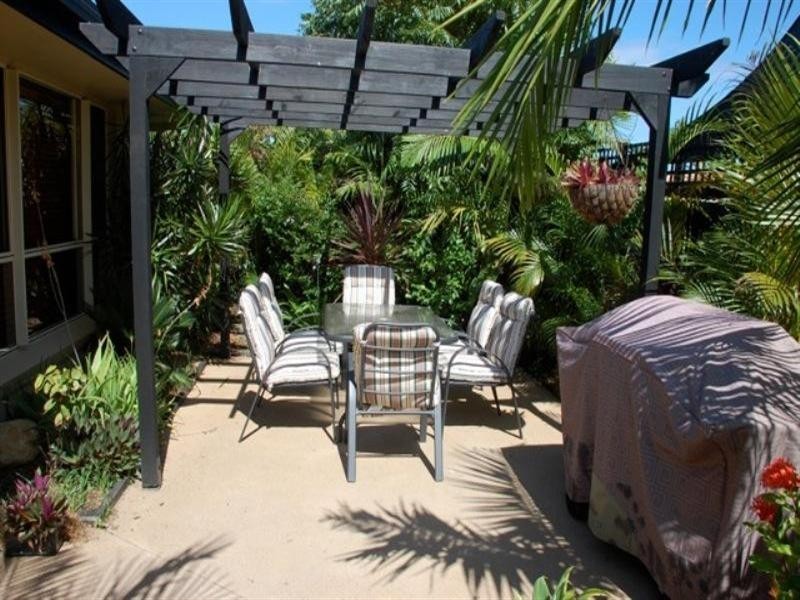 99 Monterey Keys Drive, Helensvale QLD 4212