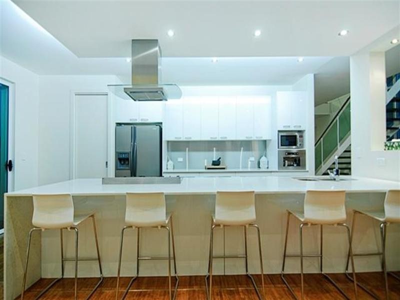 102 Southaven Drive, Helensvale QLD 4212