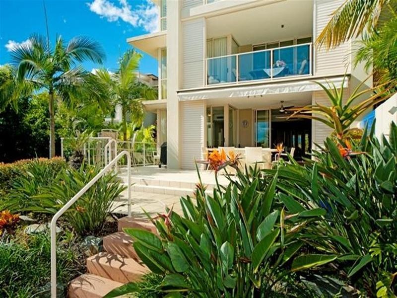 1755 Rialto Quay Drive, Hope Island QLD 4212