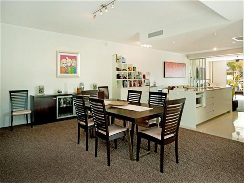 1755 Rialto Quay Drive, Hope Island QLD 4212