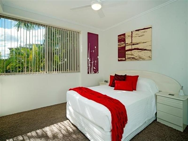 1755 Rialto Quay Drive, Hope Island QLD 4212