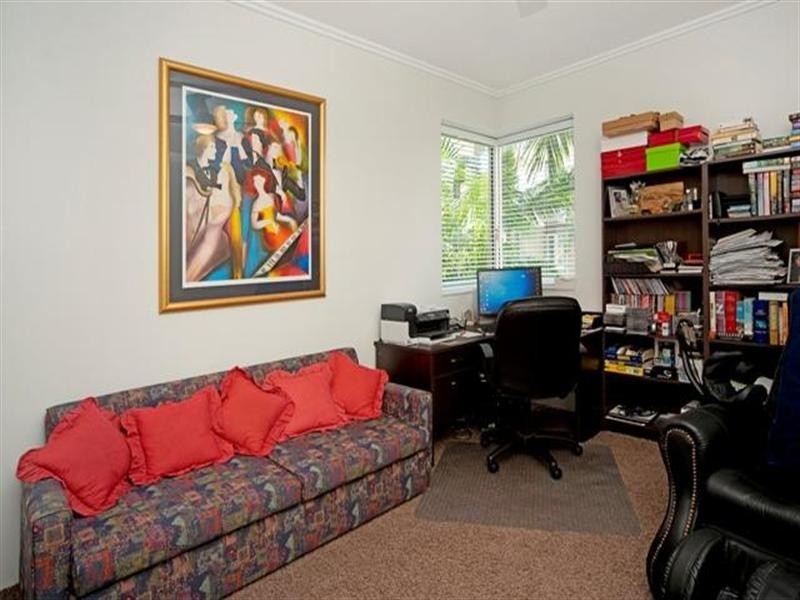 1755 Rialto Quay Drive, Hope Island QLD 4212