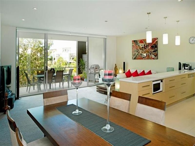 322/3 Pendraat Parade, Hope Island QLD 4212