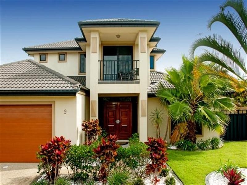 9 Calmwater Crescent, Helensvale QLD 4212