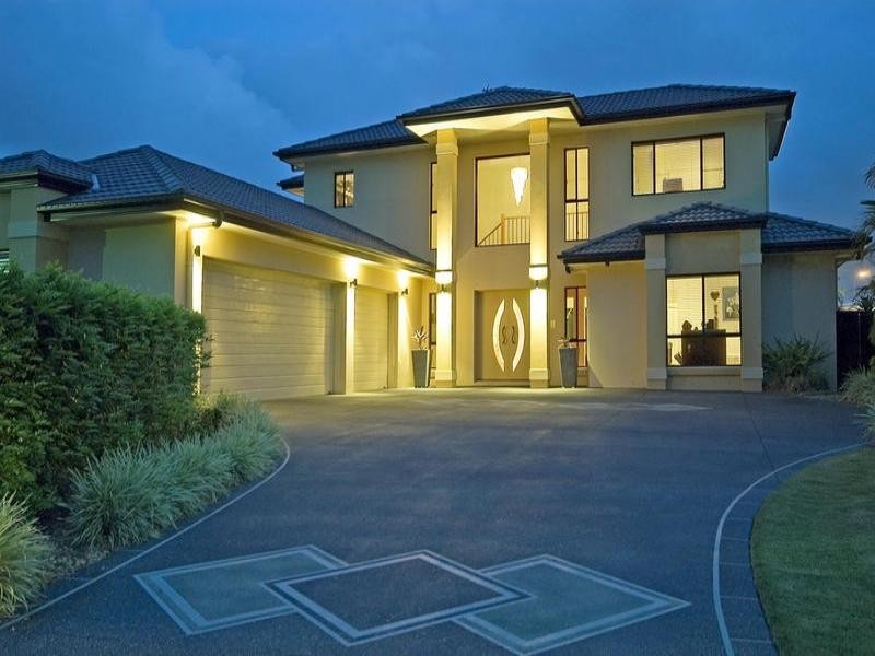 25 River Cove Place, Hope Island QLD 4212