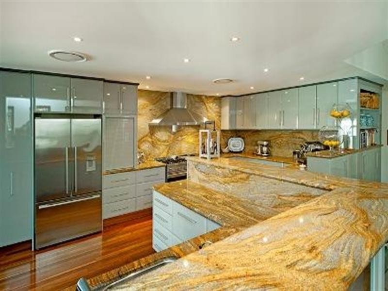 3118 Riverleigh Drive, Hope Island QLD 4212