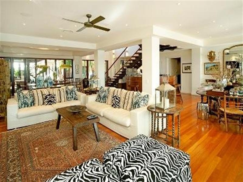 3118 Riverleigh Drive, Hope Island QLD 4212