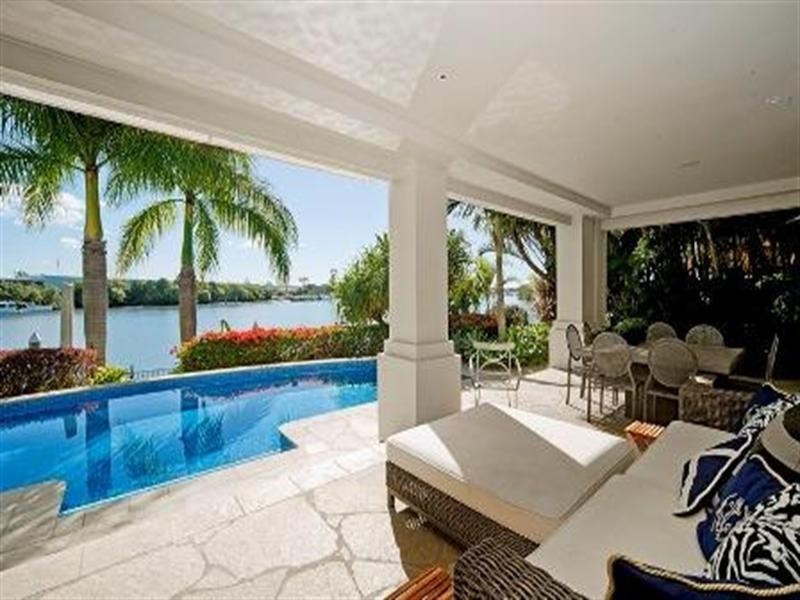 3118 Riverleigh Drive, Hope Island QLD 4212