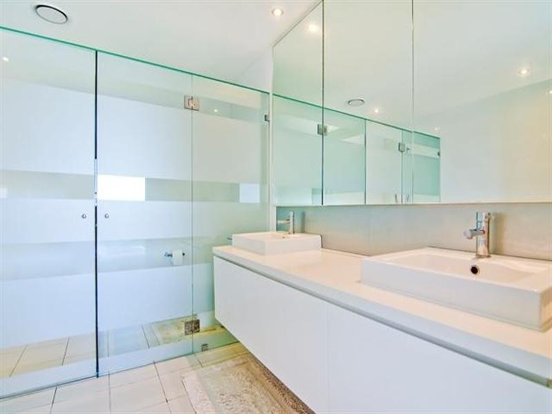 7530 Springfield Drive, Hope Island QLD 4212